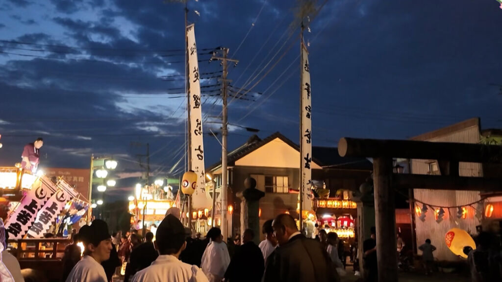 真壁祇園祭。御仮屋前山車参拝